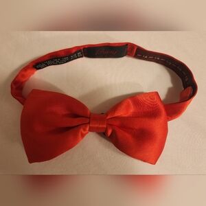 Brioni Elegant Scarlet Red Bow Tie
